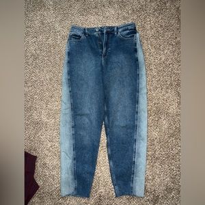 Hollister Jeans- Size 7L